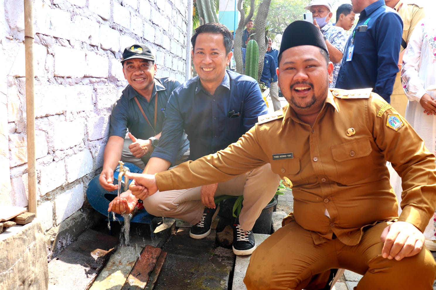 Resmikan Jaringan Air Bersih di 3 Kelurahan, Bupati Gresik: Pemkab dan PDAM Komitmen Penuhi Kebutuhan Dasar Masyarakat